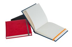 Notes Q4 s gumičkou červený